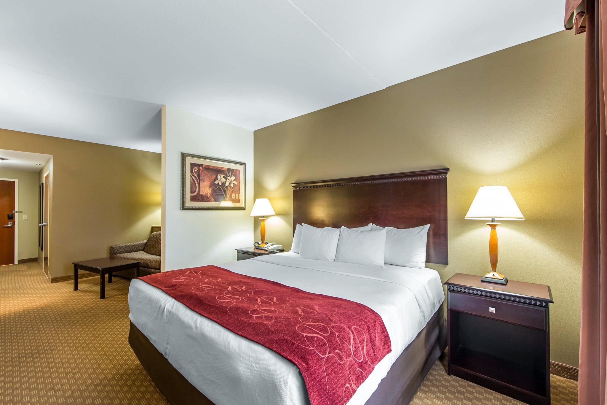 คอมฟอร์ต สวีท นอ์ท น็อกซ์วิลล์ Hotel ภายนอก รูปภาพ